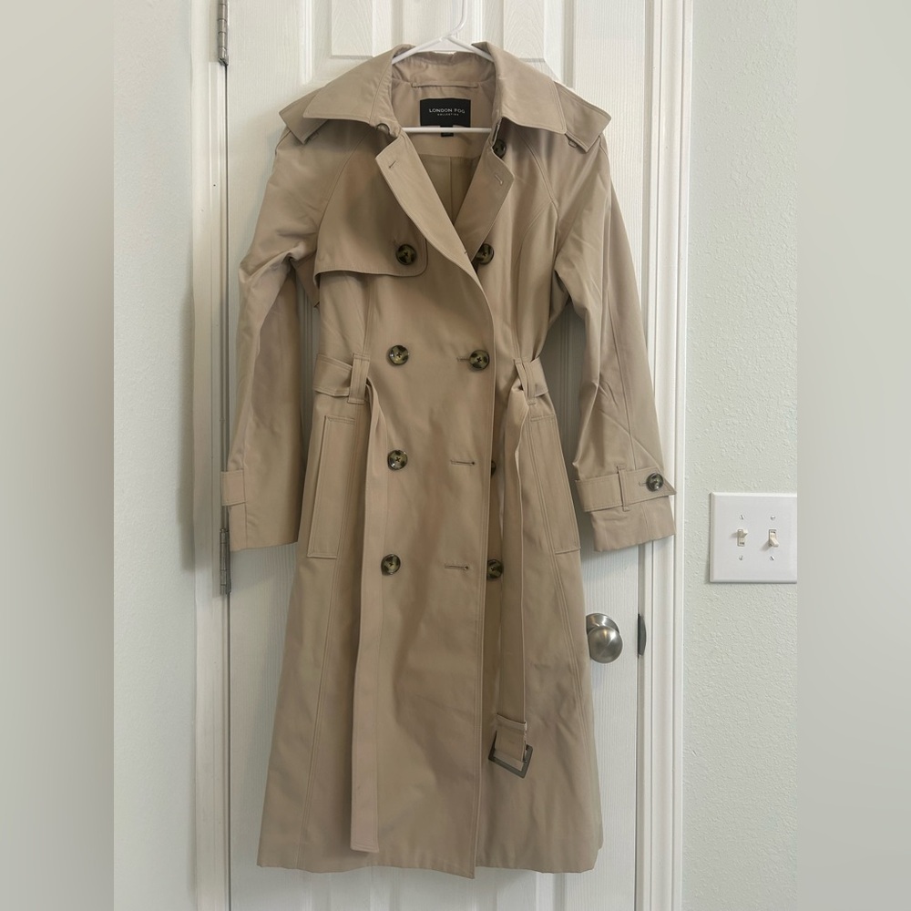 London Fog Classic Beige Outerwear
